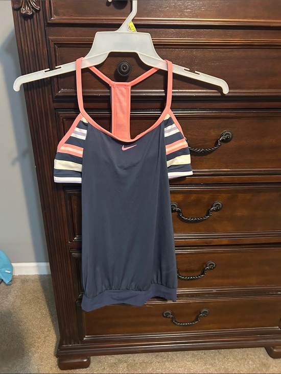 Nike Tops - Nike Navy and Coral Striped Shoulder Athletic Tank